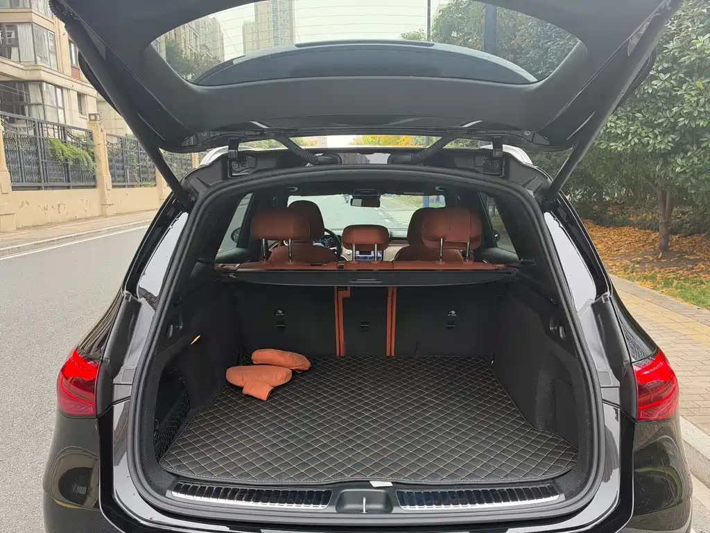 Mercedes-Benz GLC — миниатюра 13
