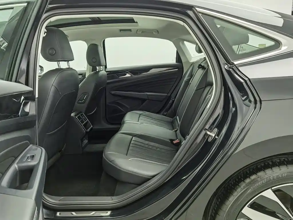 Volkswagen Passat — миниатюра 15