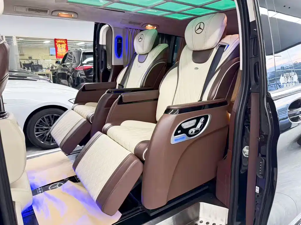 Mercedes-Benz Vito — миниатюра 13
