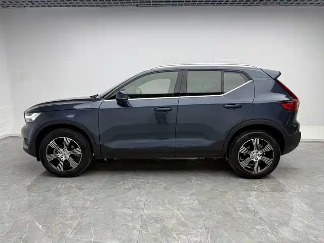 Volvo XC40 — миниатюра 9