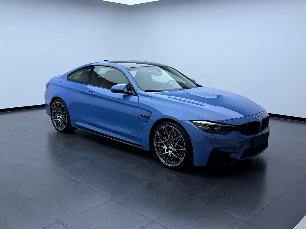 BMW M4 — миниатюра 3
