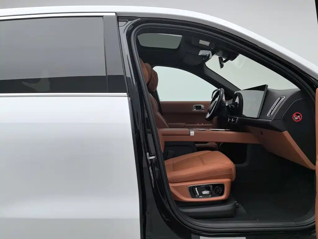 Li Auto Li L8 — миниатюра 23