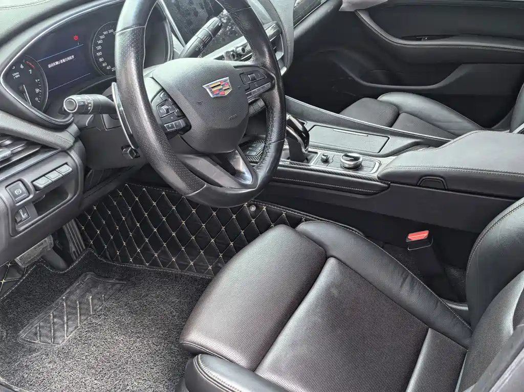 Cadillac CT5 — миниатюра 5