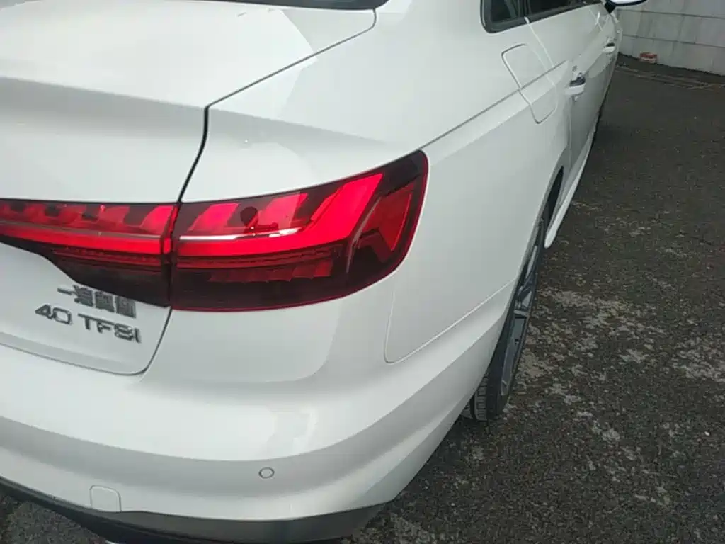 Audi A4L — миниатюра 8