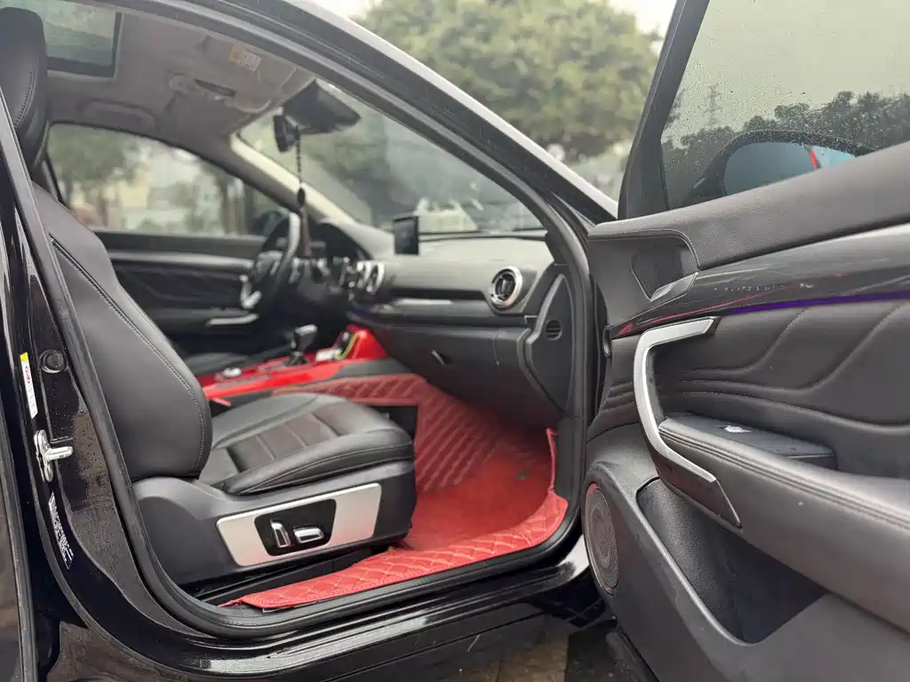 WEI PAI WEI BRAND VV7