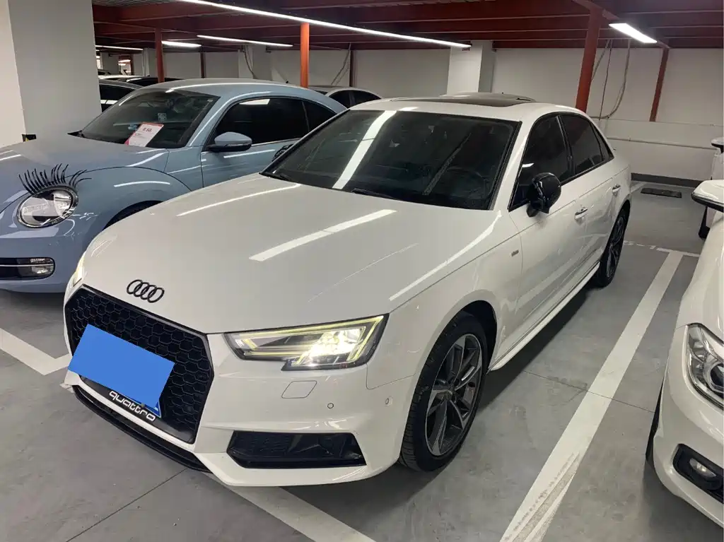 Audi A4L 2018