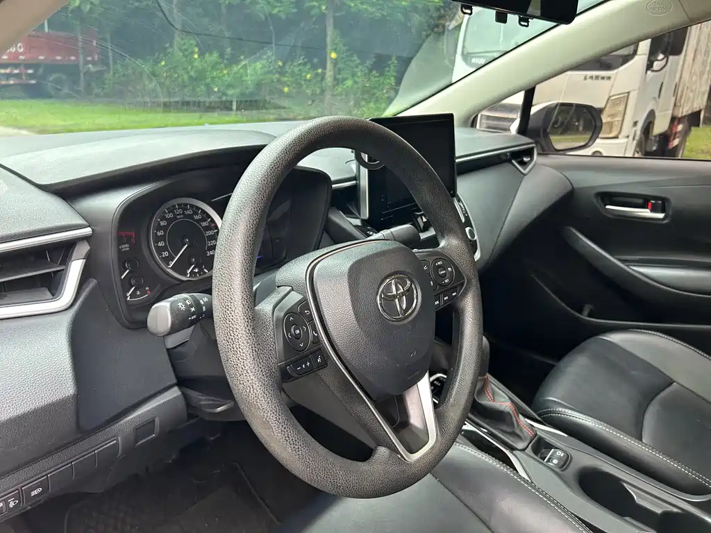 Toyota Corolla — миниатюра 11