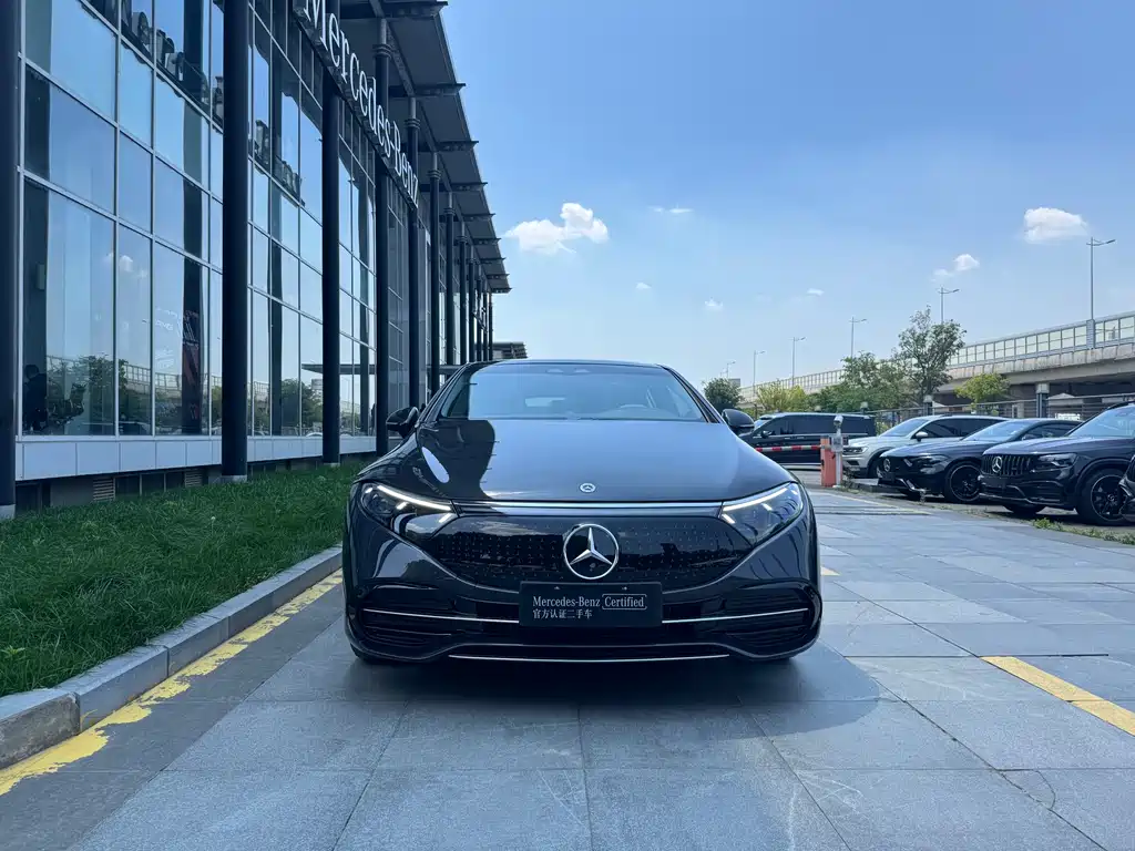 Mercedes-Benz EQS 2023 450+