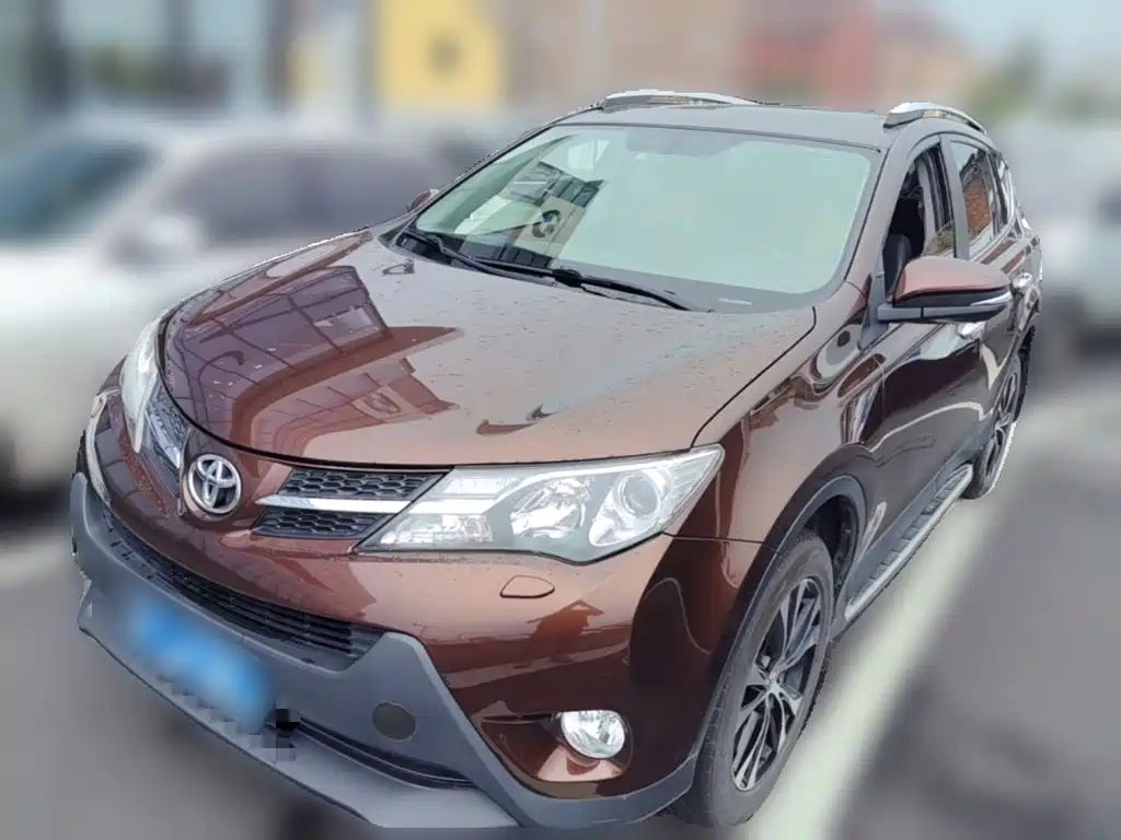 Toyota RAV4 — миниатюра 3