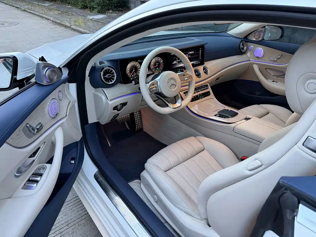 Mercedes-Benz E-Class (Import) — миниатюра 11