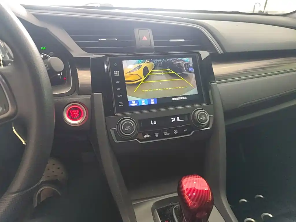 Honda Civic — миниатюра 13