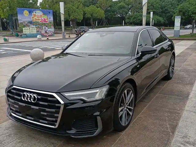 AUDI  A6L 2022