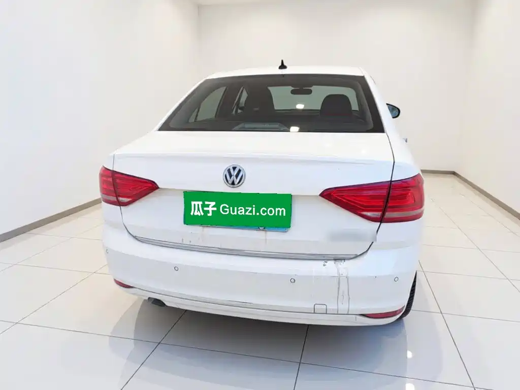Volkswagen Lavida — миниатюра 3
