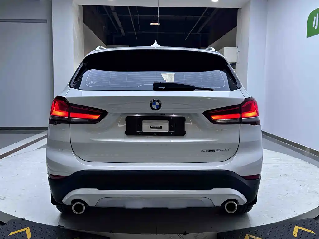 BMW X1 — миниатюра 6