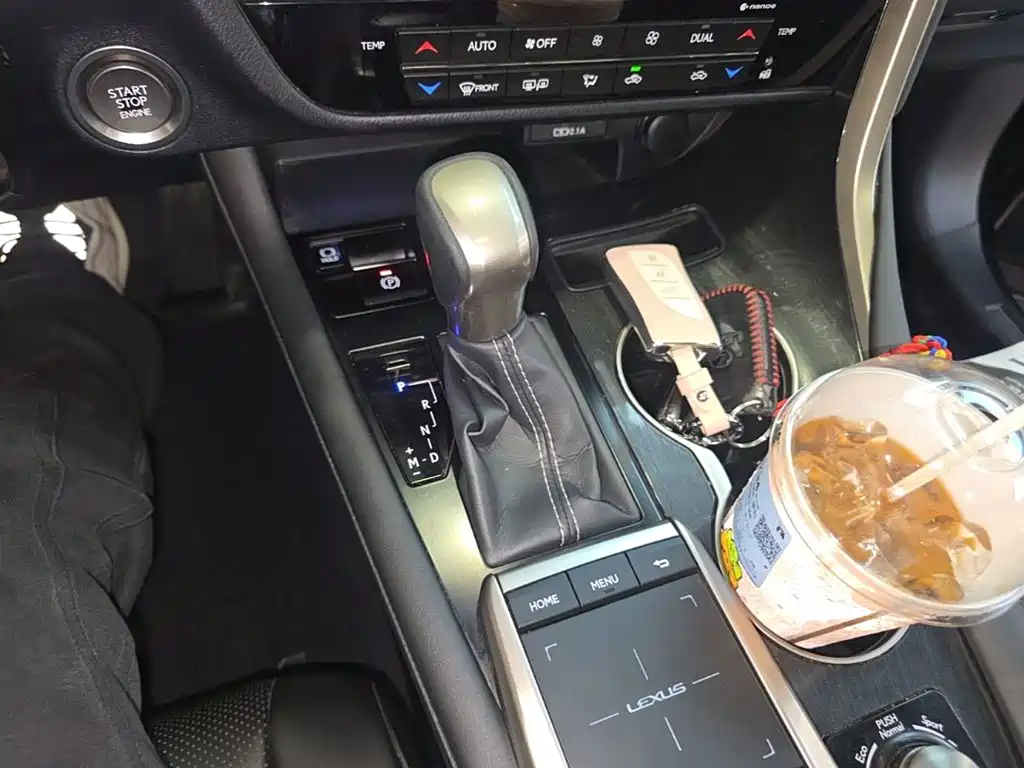 Lexus RX — миниатюра 19