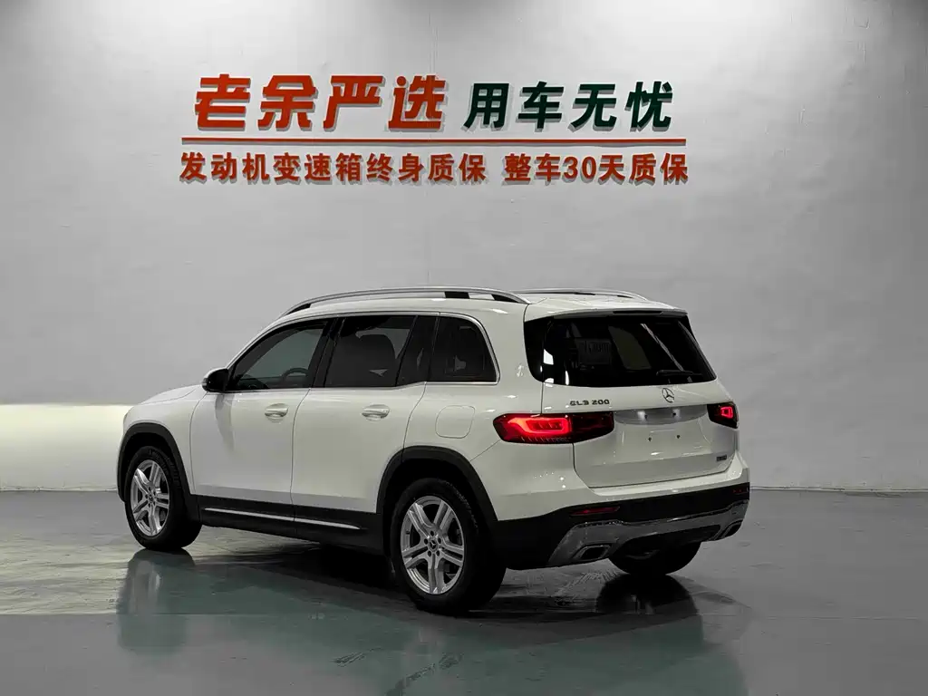 Mercedes-Benz GLB — миниатюра 9
