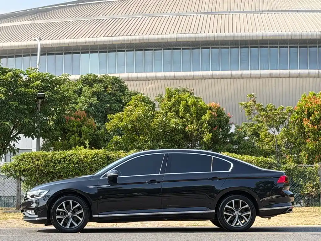 Volkswagen Magotan — миниатюра 7