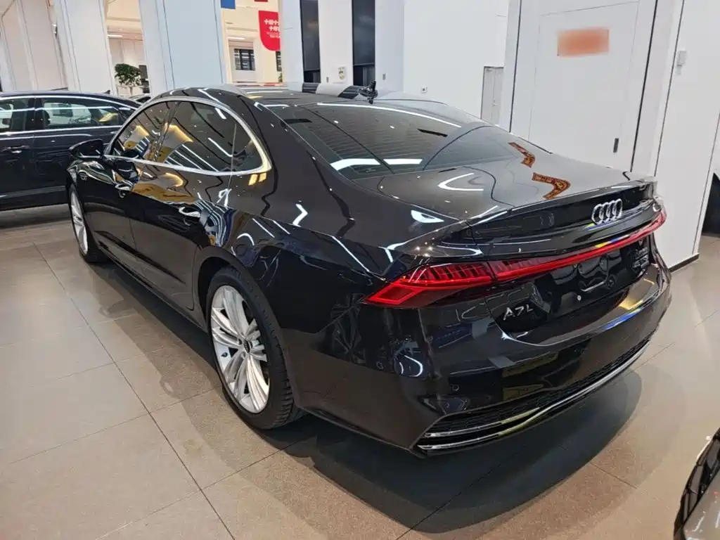 Audi A7L — миниатюра 5