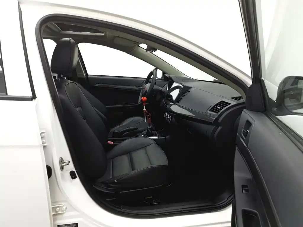 Mitsubishi Lancer EX — миниатюра 23