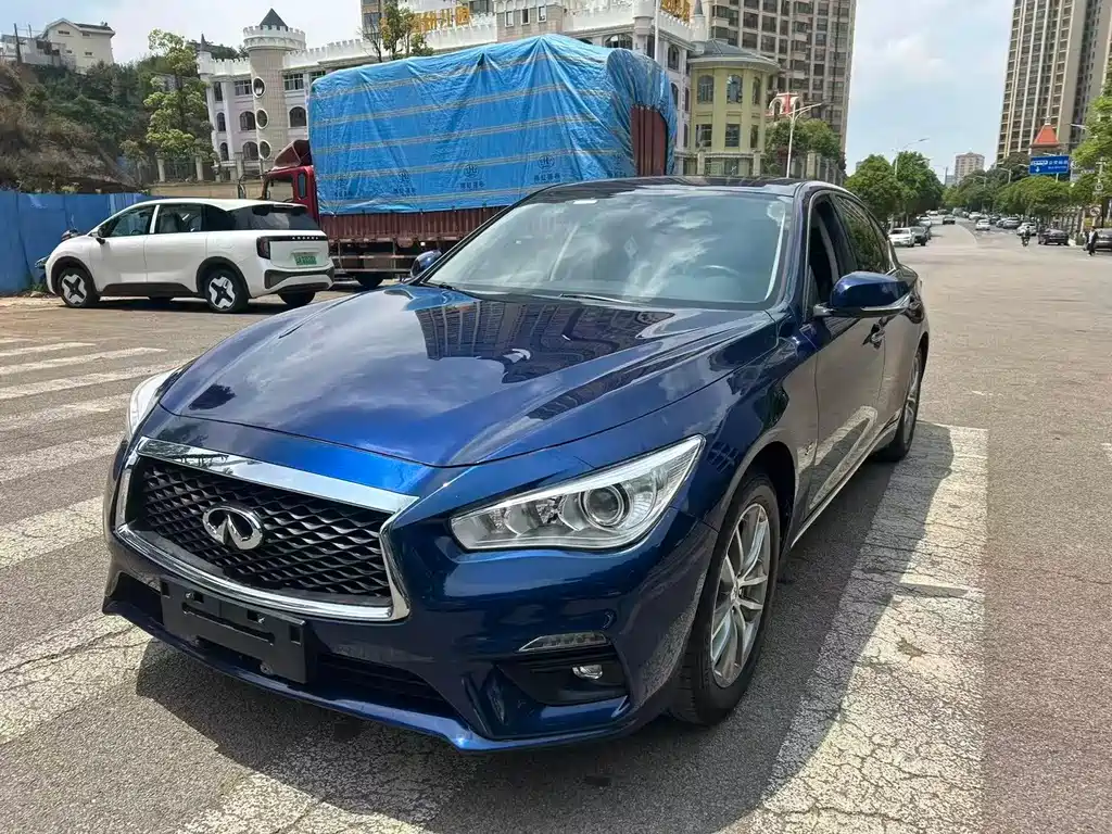 Infiniti Q50L 2018