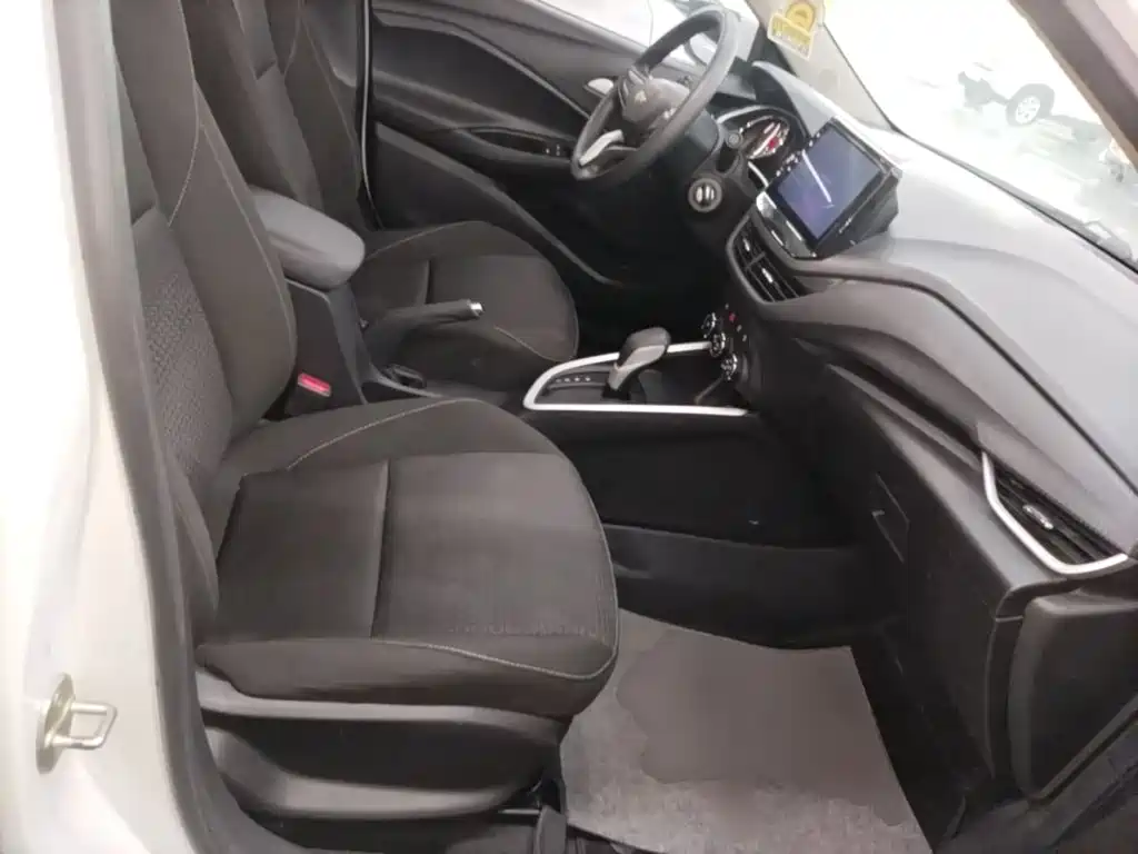 Chevrolet Cavalier — миниатюра 25