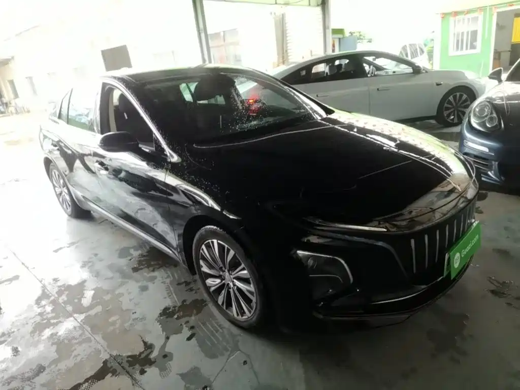 Hongqi Hongqi E-QM5 — миниатюра 4