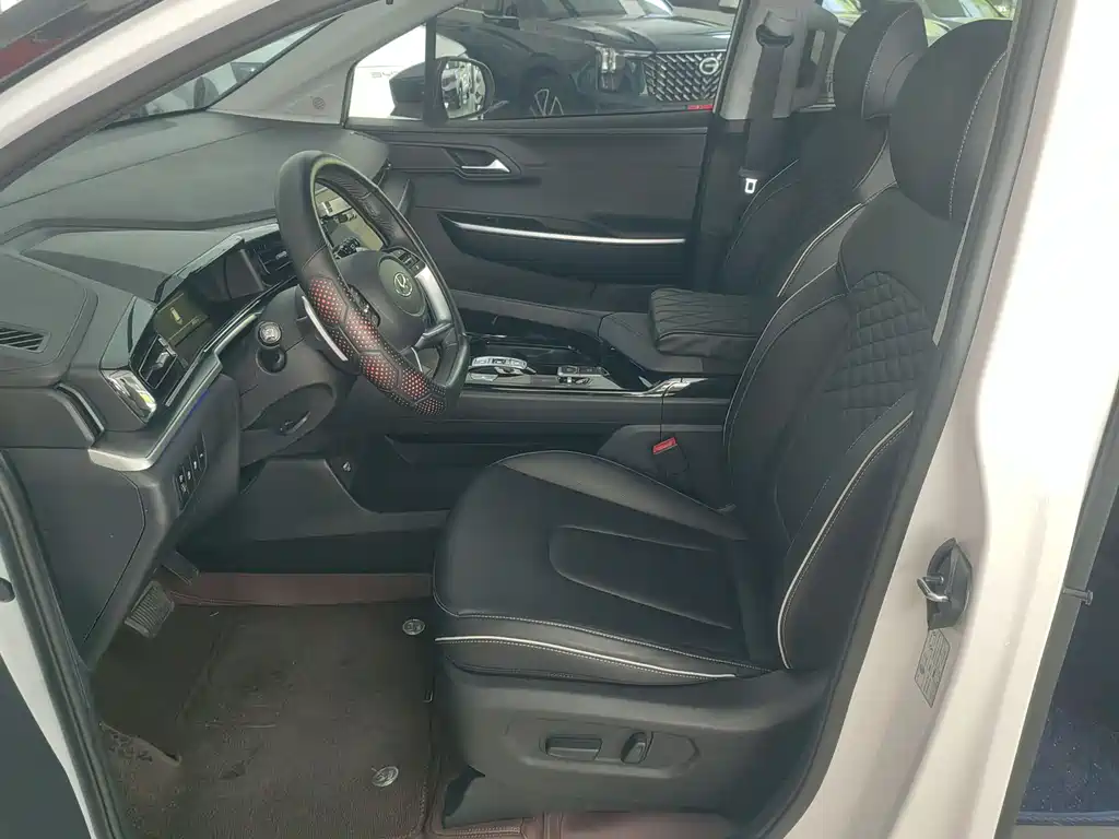Hyundai Custo 2024 380TGDi TOP Premium Flagship