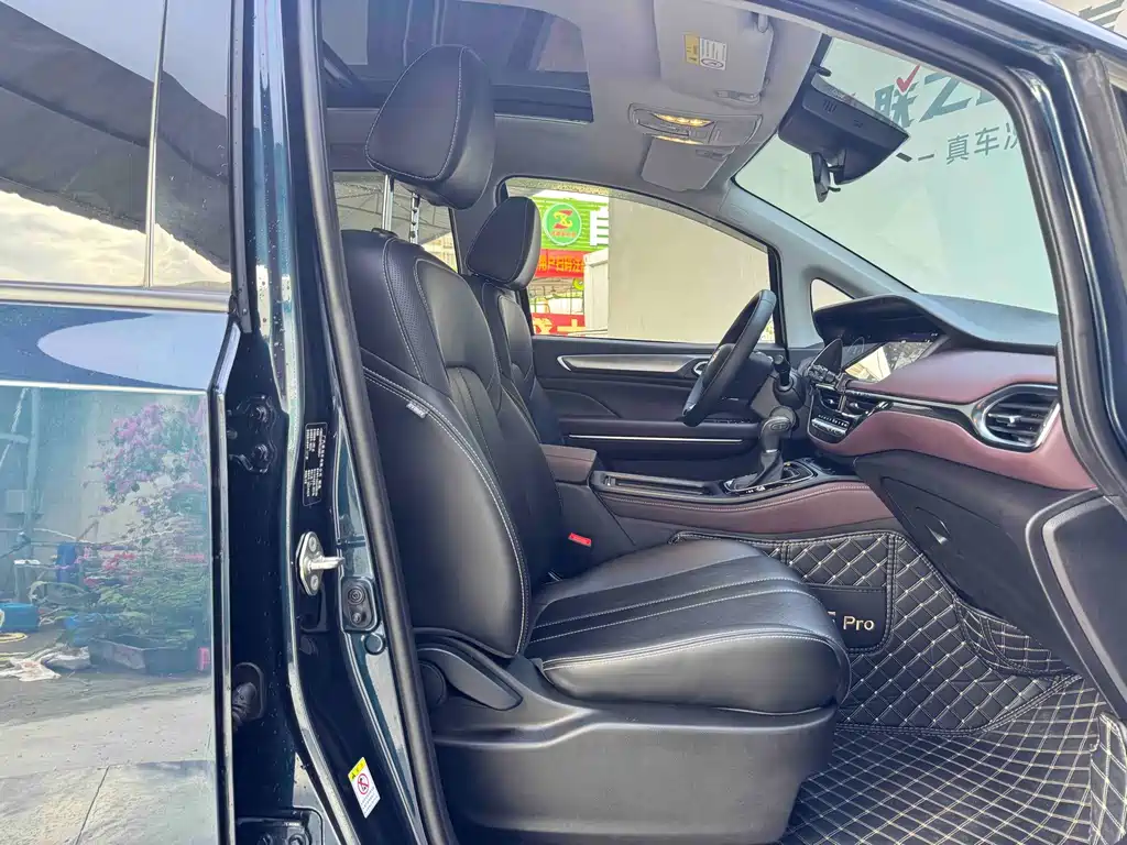 GAC Motor Trumpchi M6 — миниатюра 10