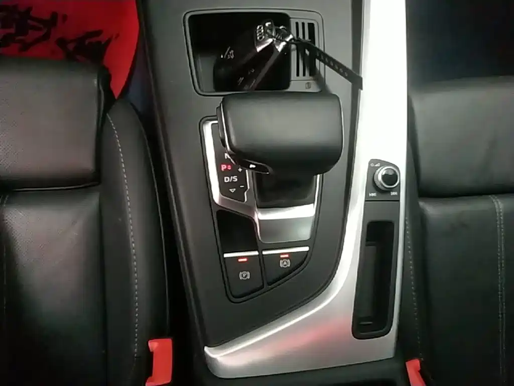 Audi A4L — миниатюра 14