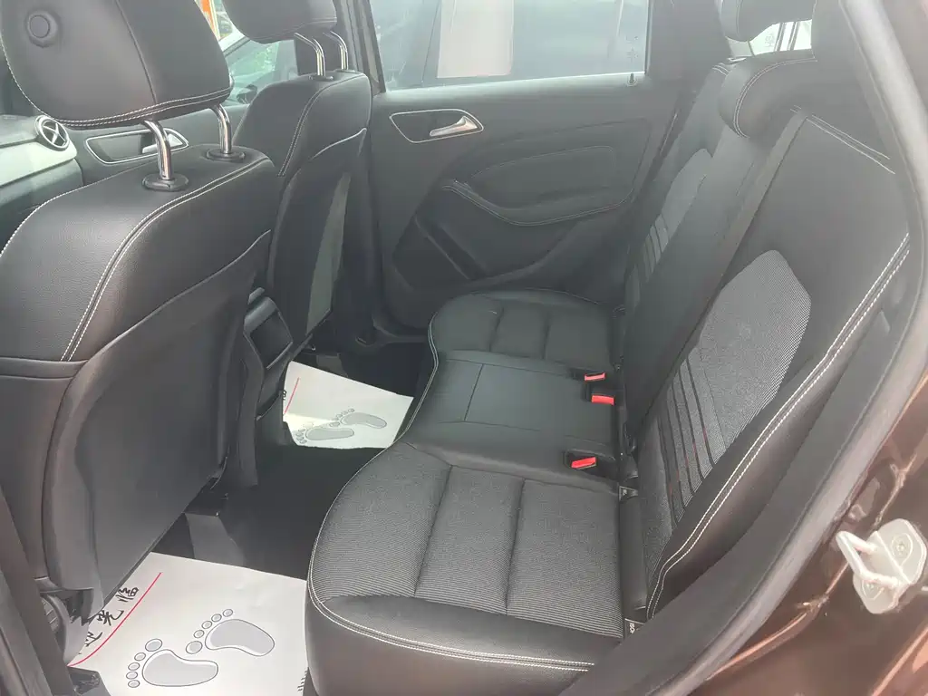 Mercedes-Benz B-Class — миниатюра 8