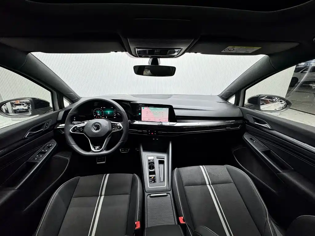 Volkswagen Golf — миниатюра 13