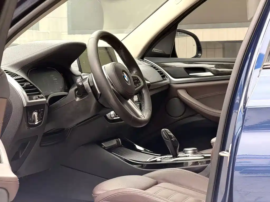 BMW X3 — миниатюра 4