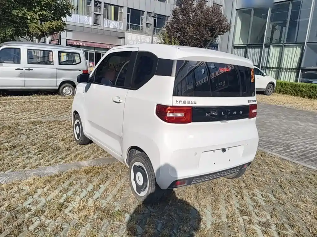 Wuling MINIEV — миниатюра 5