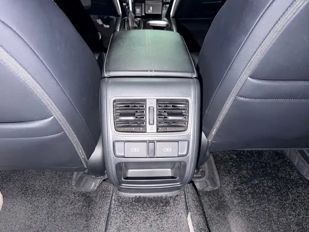 Honda Accord — миниатюра 12