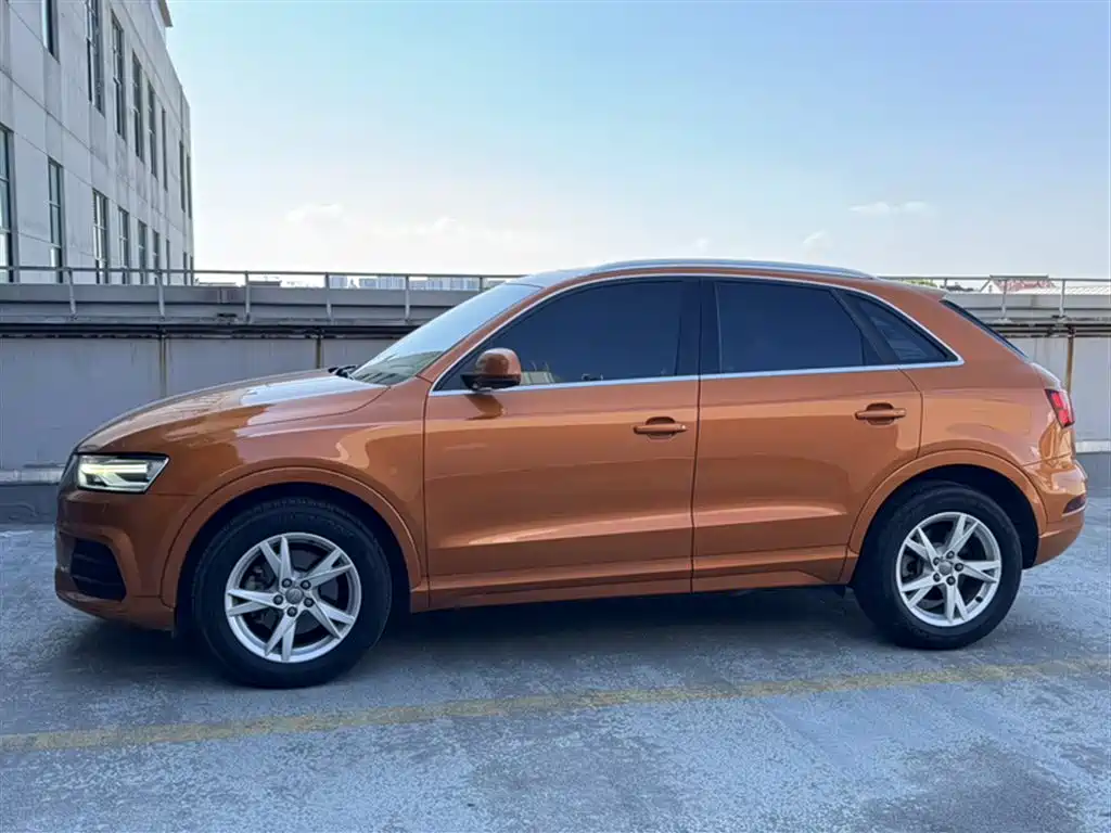Audi Q3 2016 30 TFSI Fashion