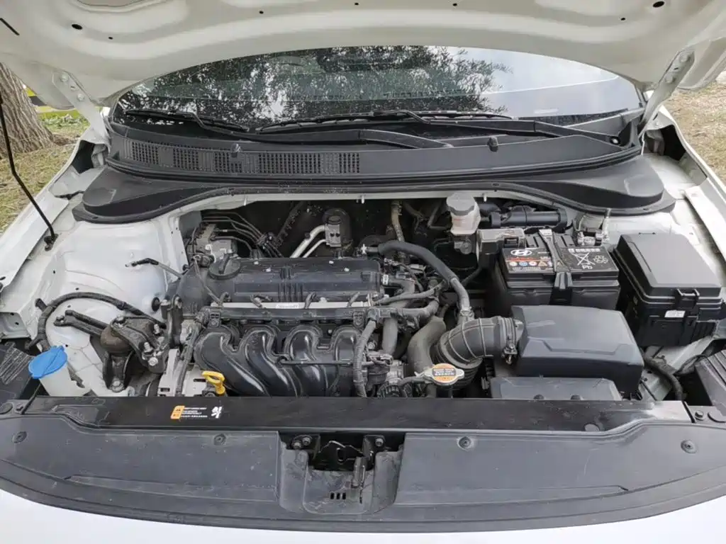 Hyundai Elantra — миниатюра 20