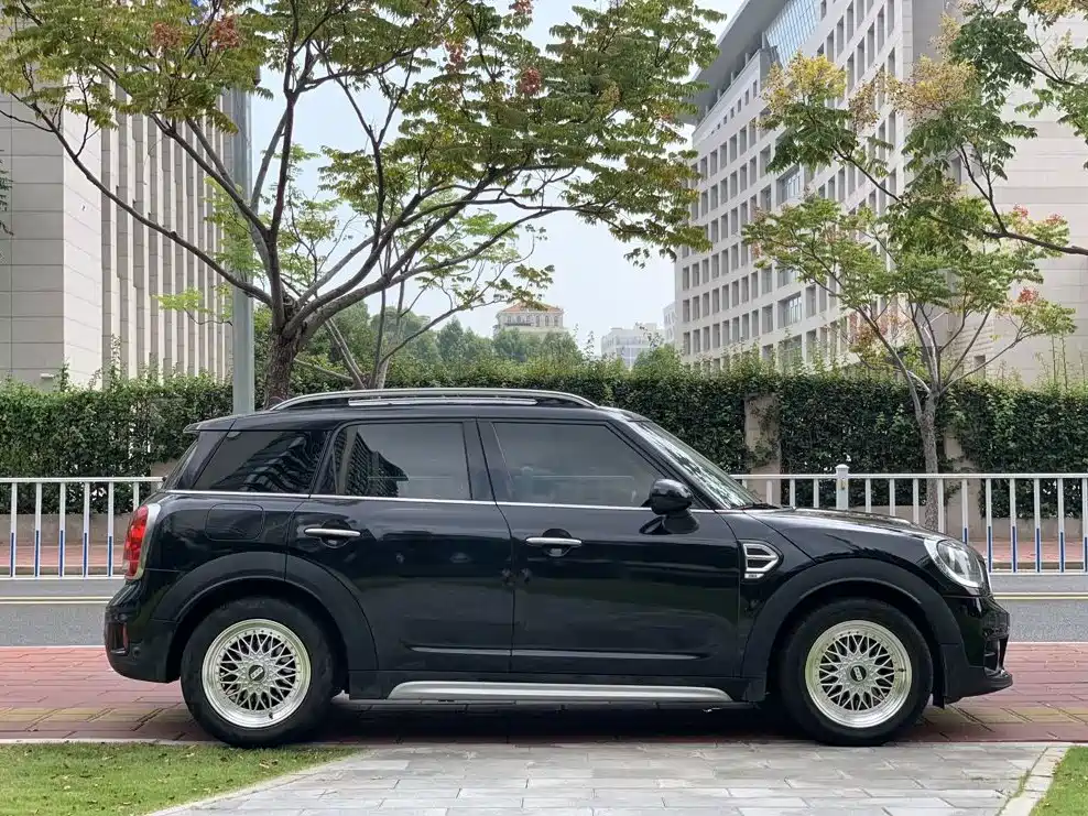 MINI Mini Countryman — миниатюра 6