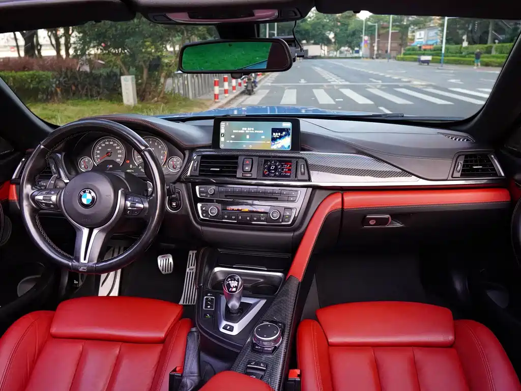 BMW M4 — миниатюра 7