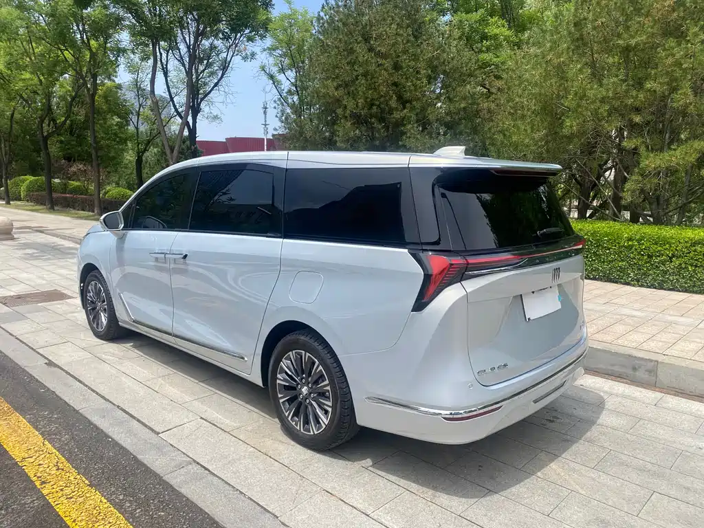 Buick GL8 2025 Premium