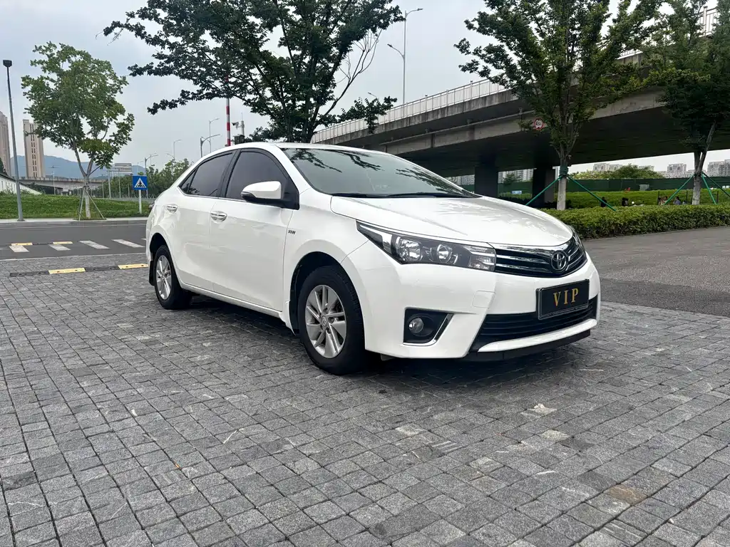 Toyota Corolla 1.6L CVT GL, фото 3