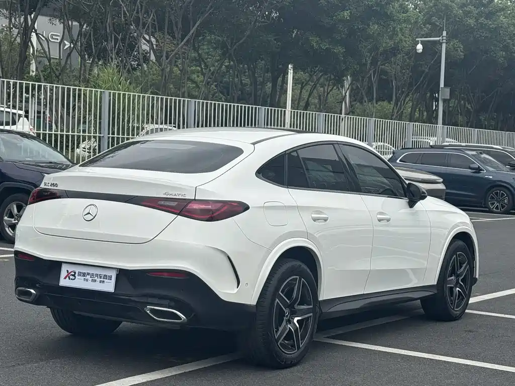 Mercedes-Benz GLC Coupe — миниатюра 8