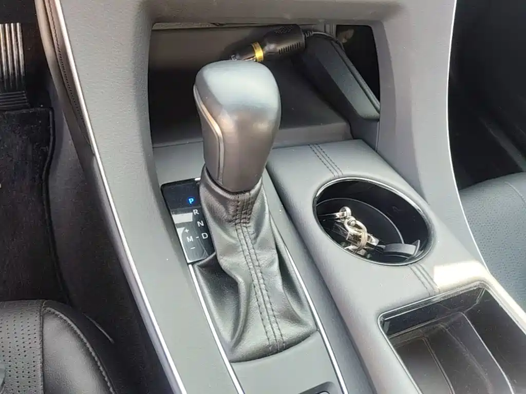 Toyota Avalon — миниатюра 14