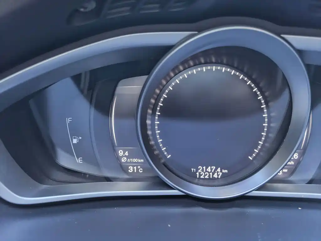 Volvo V40 — миниатюра 15