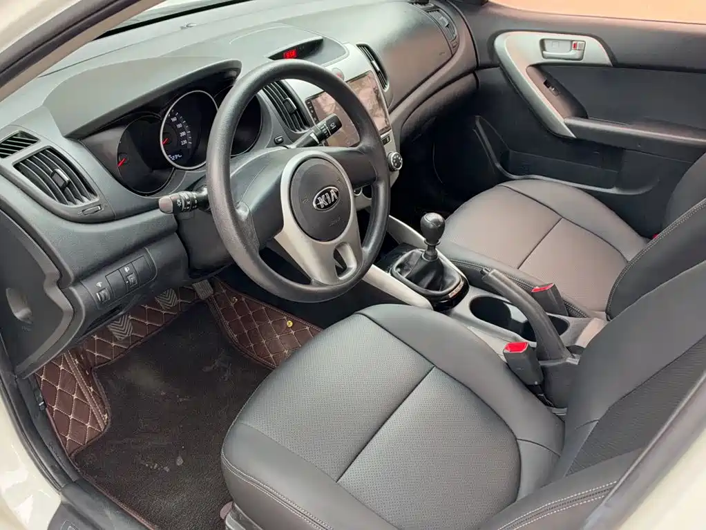 Kia Forte — миниатюра 8