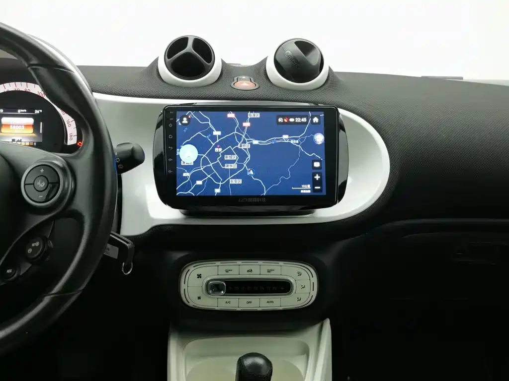 smart Smart Fortwo — миниатюра 12