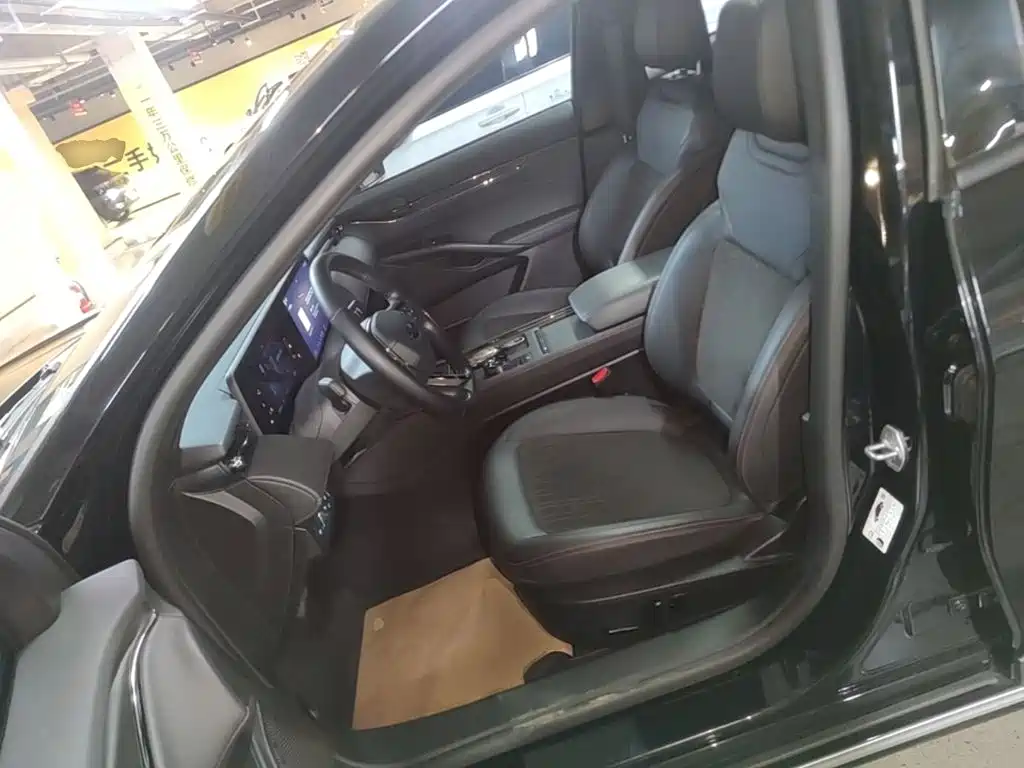 Ford Mondeo — миниатюра 15