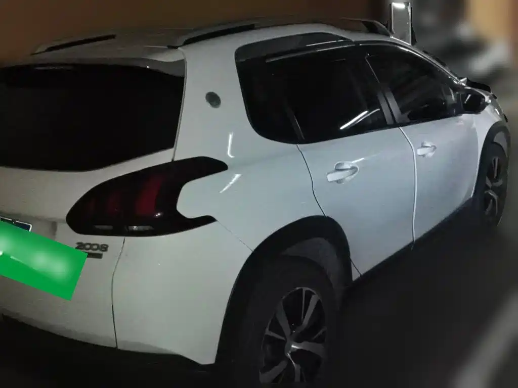 Peugeot 2008 — миниатюра 4