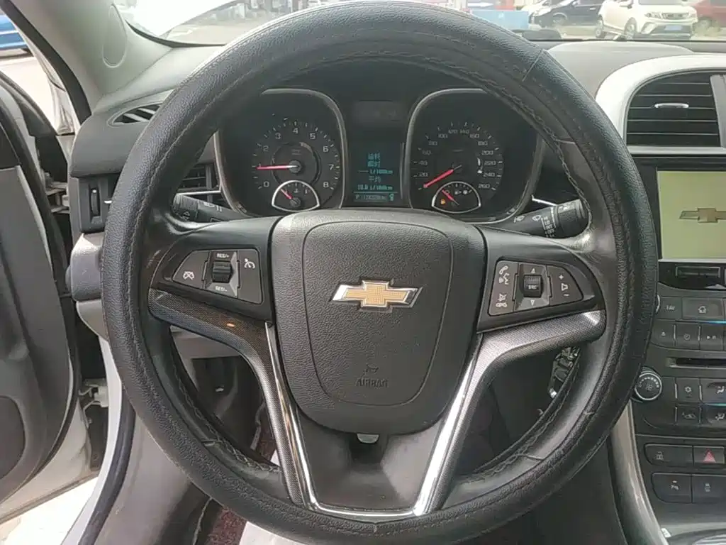 Chevrolet Malibu — миниатюра 11