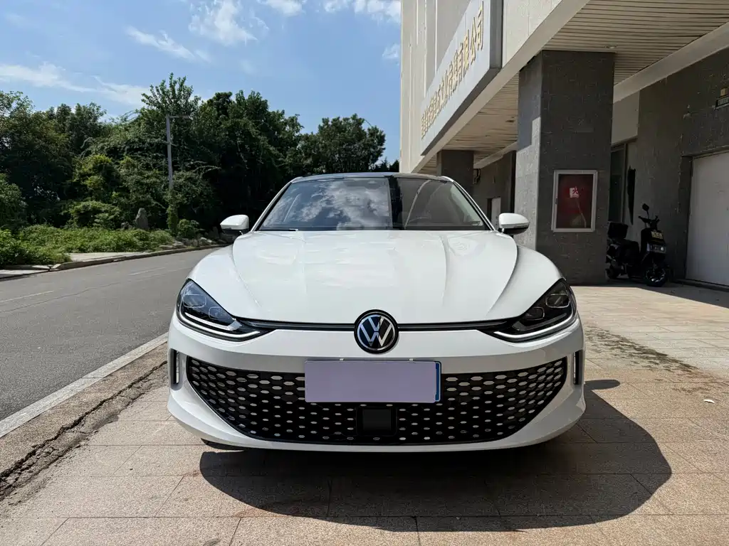 Volkswagen Lamando — миниатюра 2
