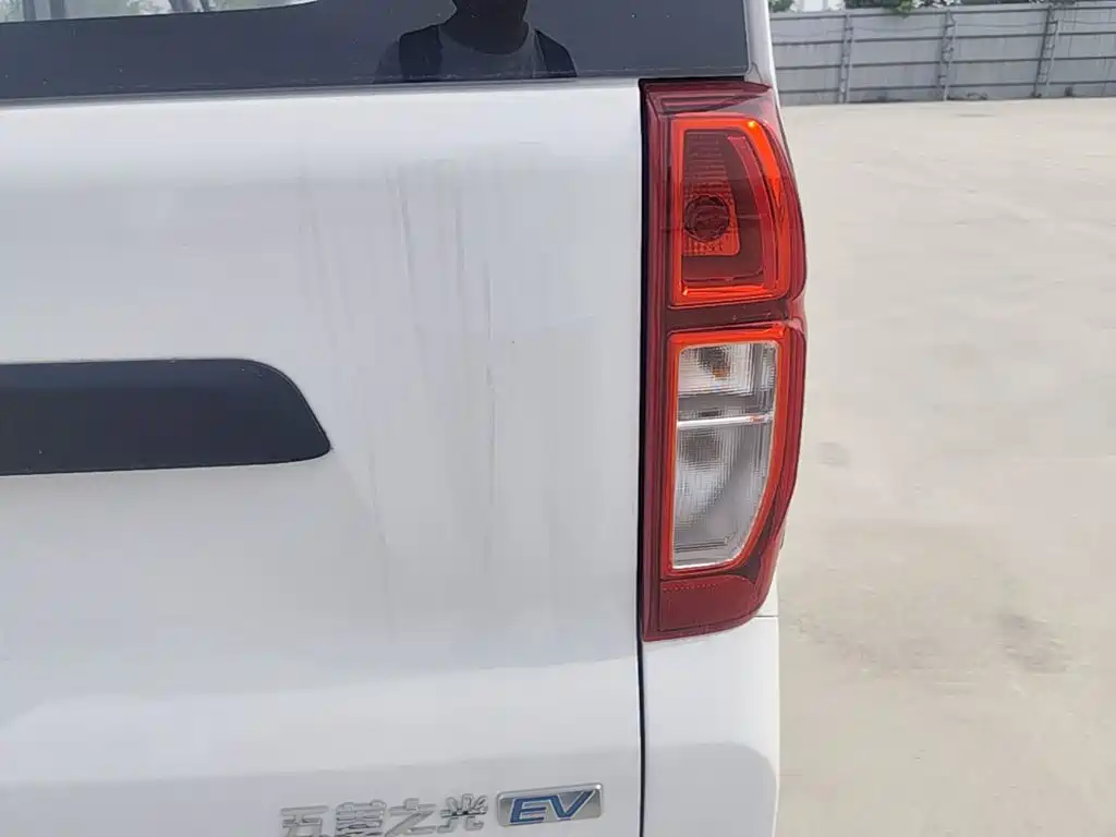 Wuling Sunshine EV 2025 305km